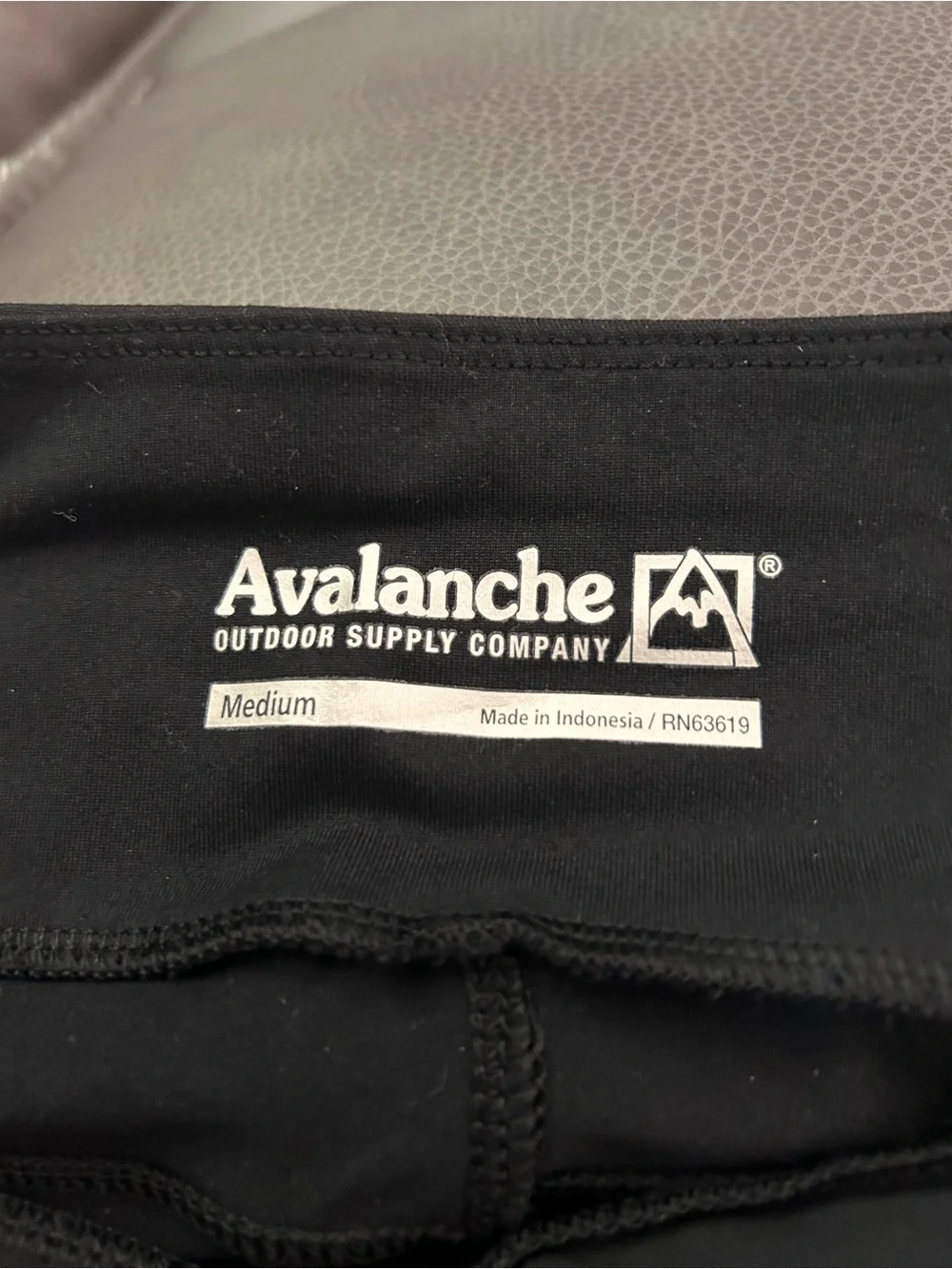 Avalanche Black Activewear Leggings with Logo